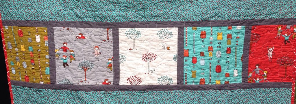 little apples baby quilt.